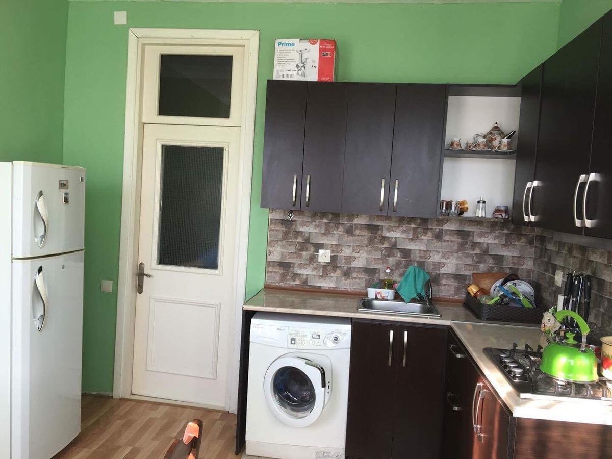 Homestay Izolda Батумі Екстер'єр фото